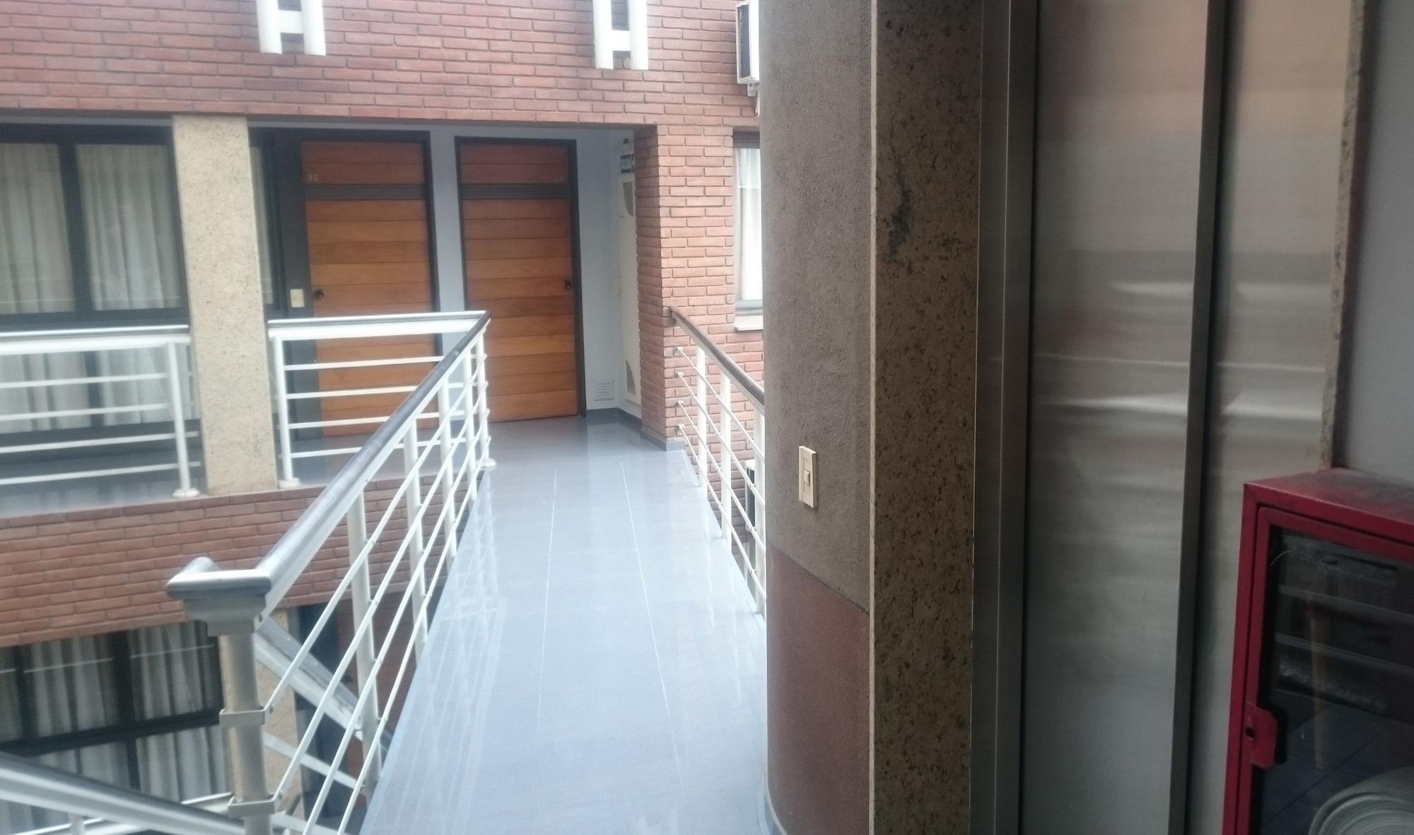 Premium Mendoza Apart Hotel Екстериор снимка